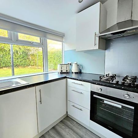 Spacious Haven With Free Parking Glasgow Exteriér fotografie