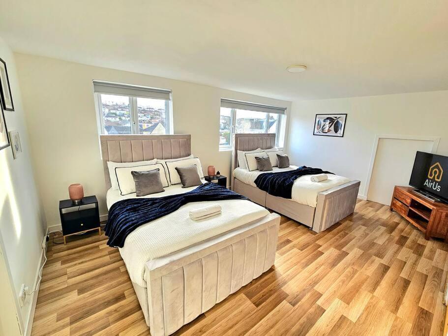 Spacious Haven With Free Parking Glasgow Exteriér fotografie